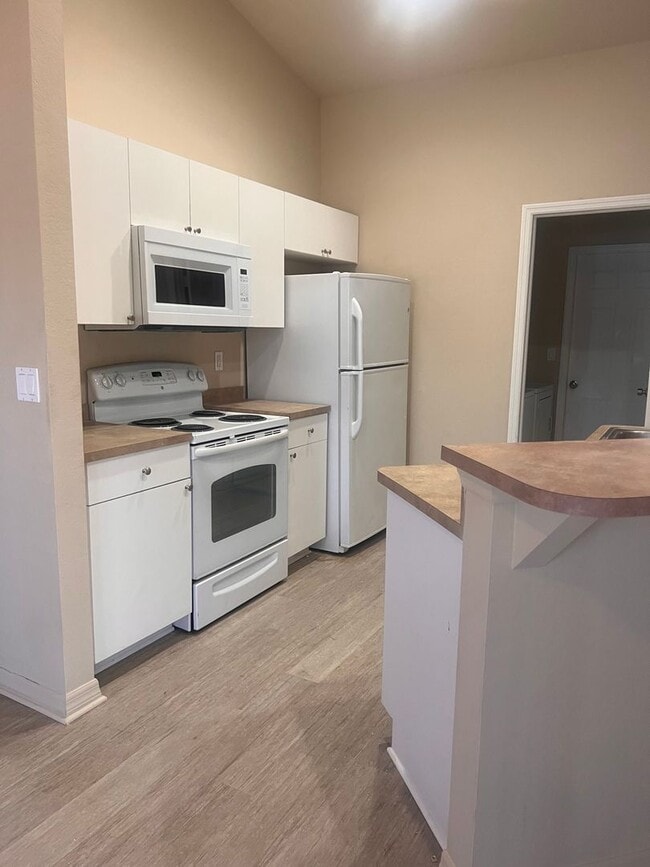 Photo - Cape Coral Single Family home!