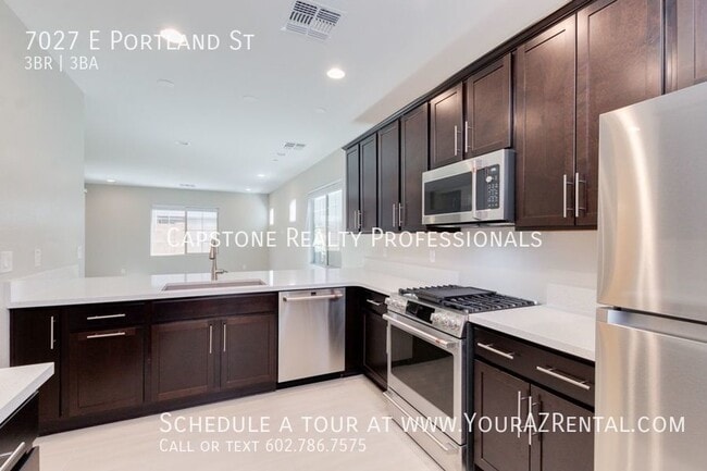 Photo - 7027 E Portland St