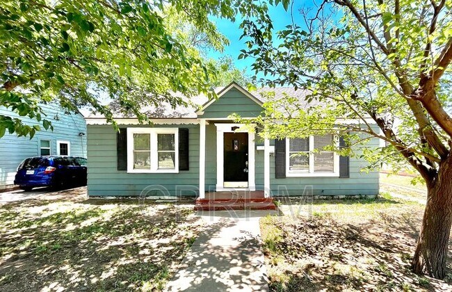 Photo - 2305 27th St