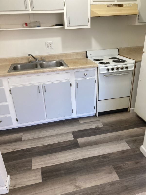 Photo - 460 Wells Dr Unit A