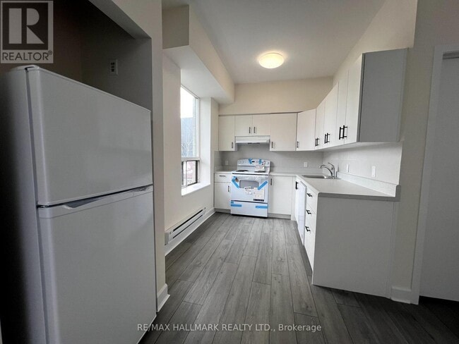 Photo - 420 Parliament St