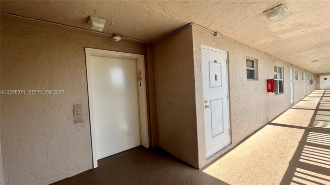 Photo - 1200 NW 87th Ave Unidad 413