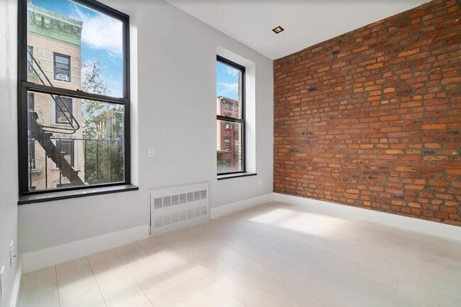 Photo - 248 Mott St Unit 13