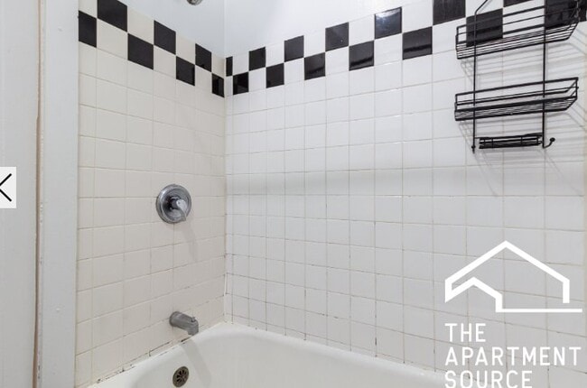 Photo - 2827 N Burling St Unit 3