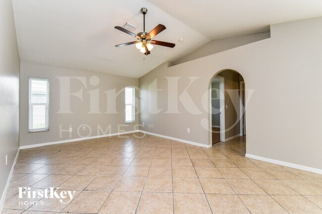 Photo - 633 SW 9th Ave