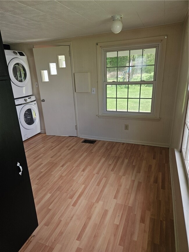 Photo - 234 B Allen St