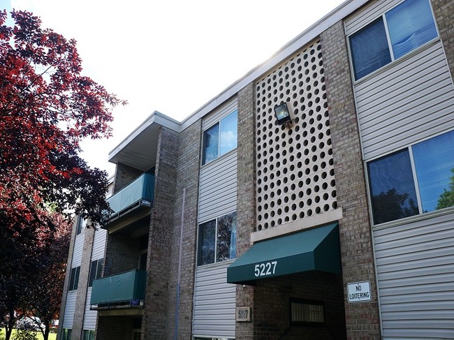 Fletcher's Field Apartments
