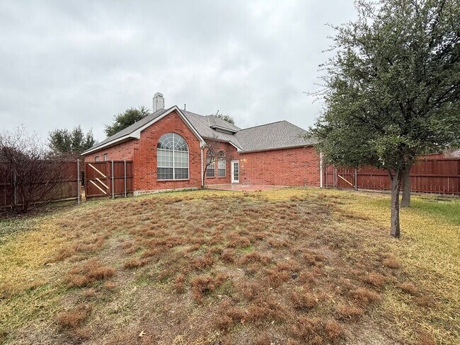 Photo - 2405 Hopkins Dr