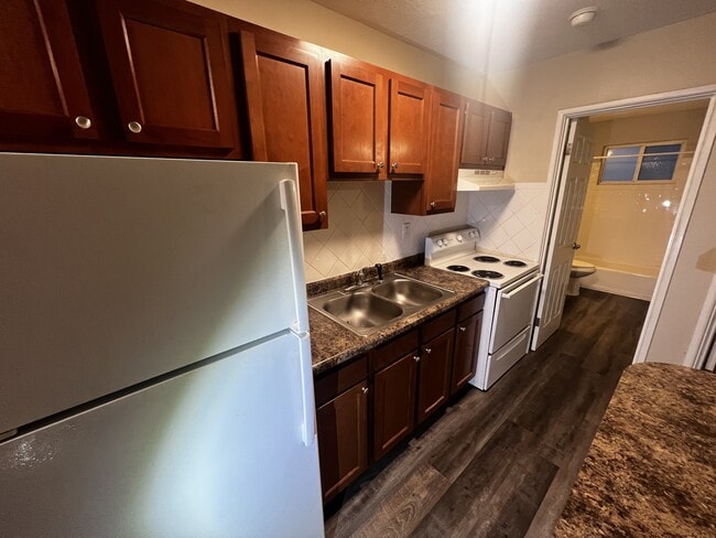 Photo - 4216 Flintlock Dr