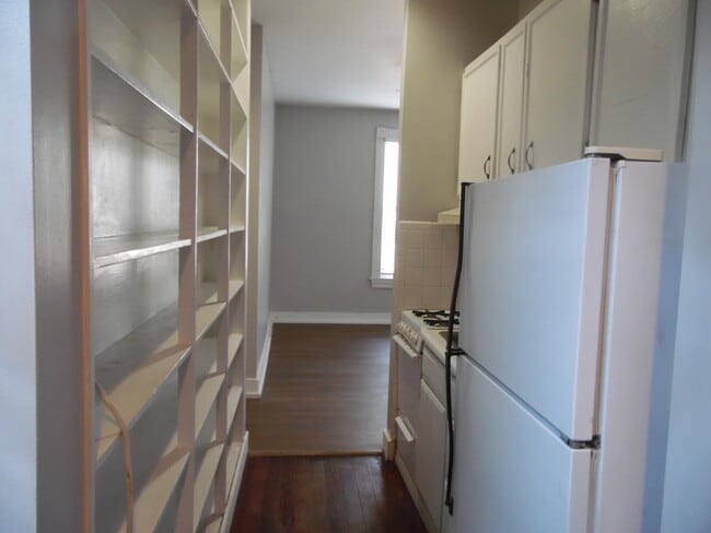 Photo - 547 N Broadway Unit 2B