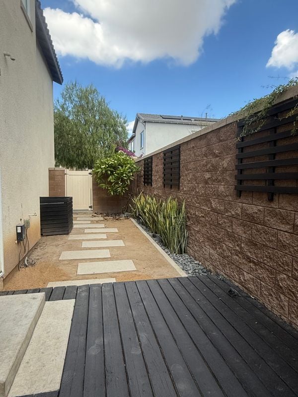 Photo - 15969 Dexter St