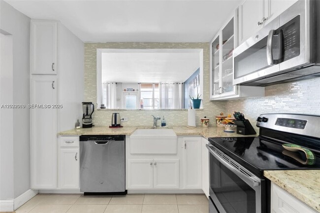 Photo - 2025 NE 164th St Unit 808