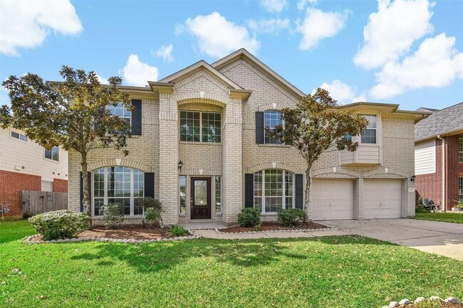 Beautifully Updated Home in Sugar Land’s S... - Beautifully Updated Home in Sugar Land’s S...