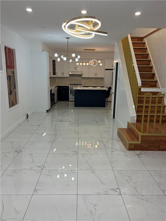 Photo - 1637 E 53rd St