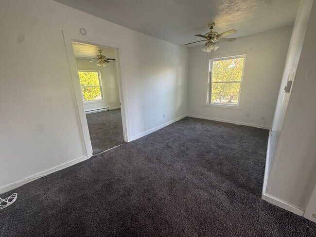 Photo - 723 W Jefferson St Unit 4