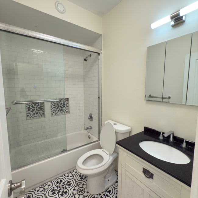 Photo - 3301 First St