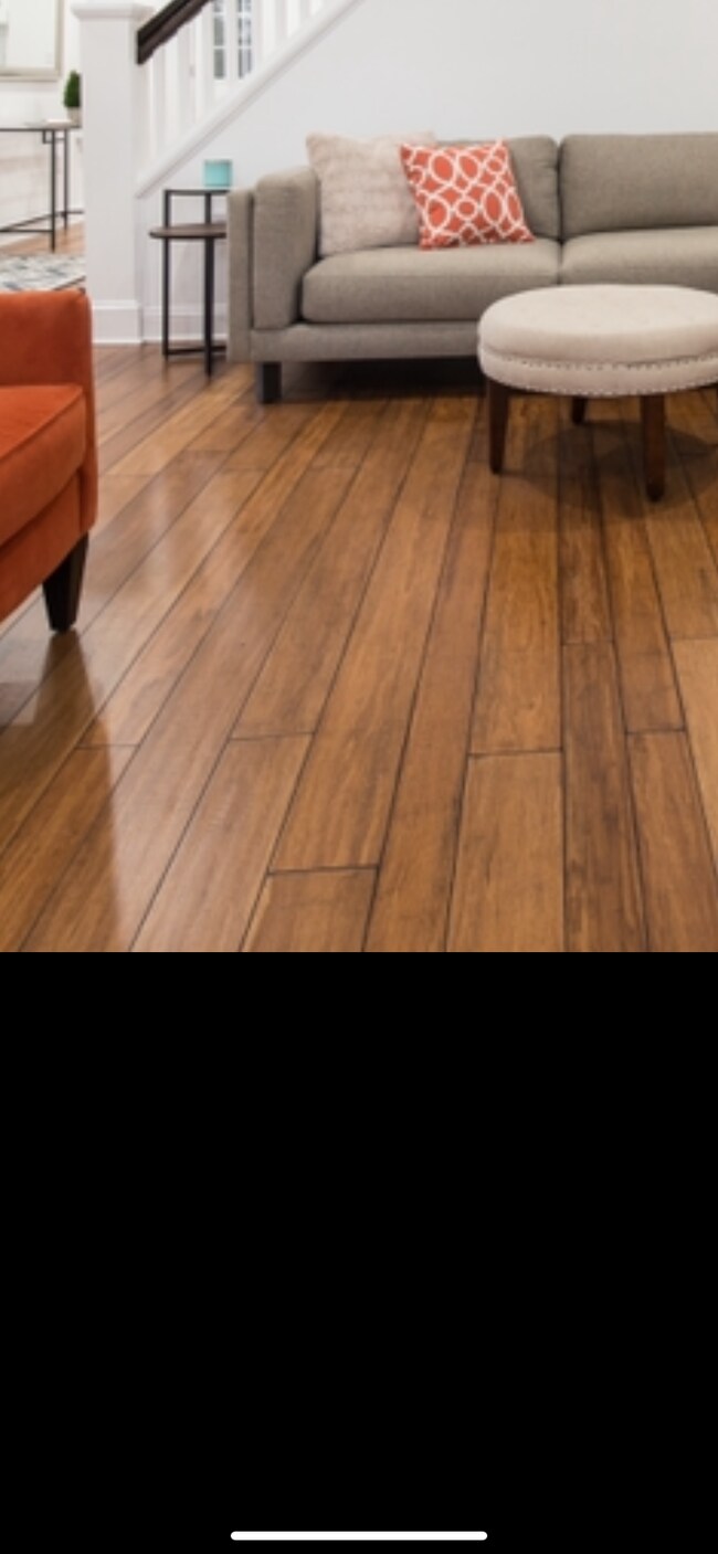 Photo - 535 Titan St