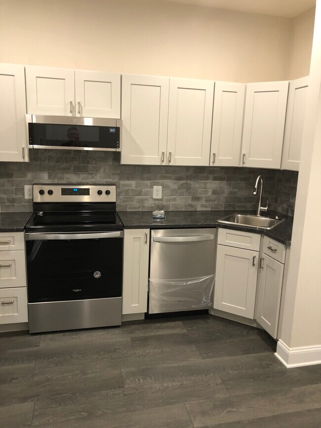 Photo - 4051 Powelton Ave Unit 2A