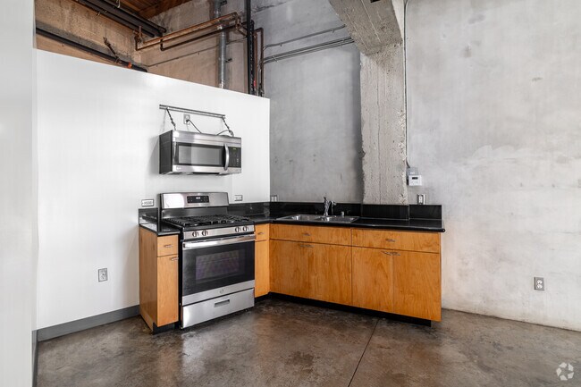 Studio - 1,480SF - Kitchen