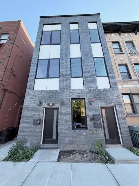Building Photo - 94 South St Unit 1