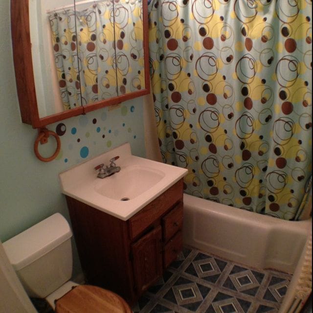 Photo - 313 E 3rd St