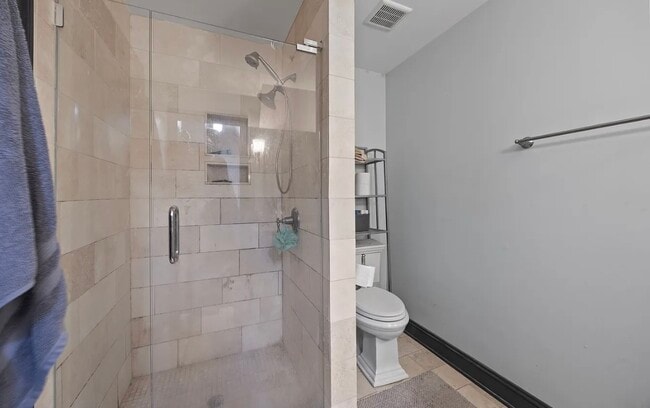 Photo - 1608 E 5th St