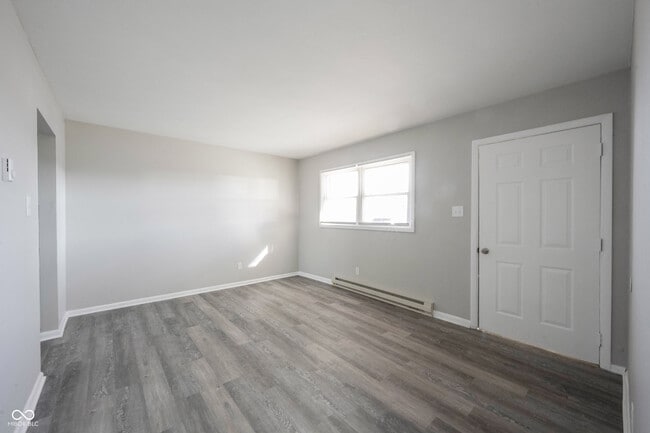 Photo - 570 US-52 Unit 2B