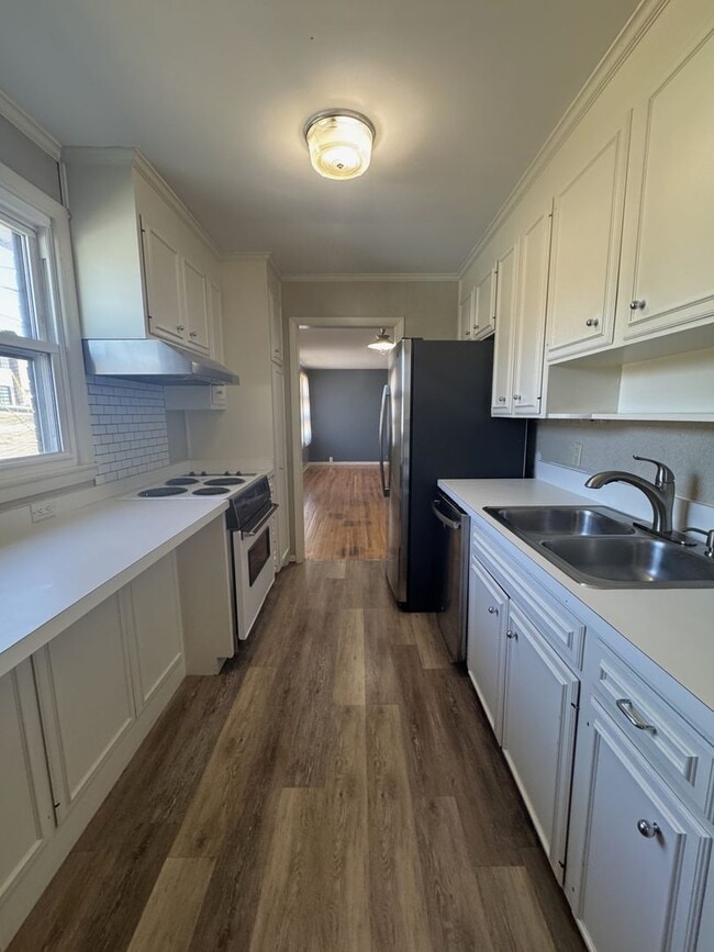 Photo - Fantastic 3 Bedroom Home in Charlotte Park/West Nashville!