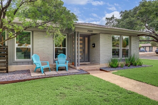 Building Photo - 2500 Pinewood Terrace Rental
