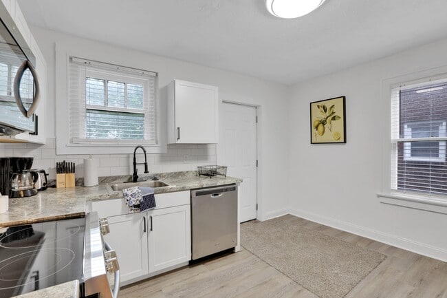 Photo - 609 Fairwood Ave