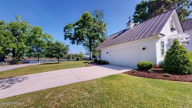 Photo - The Heart of Downtown