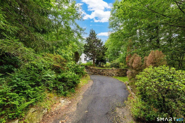 Photo - 400 Thomaston Rd