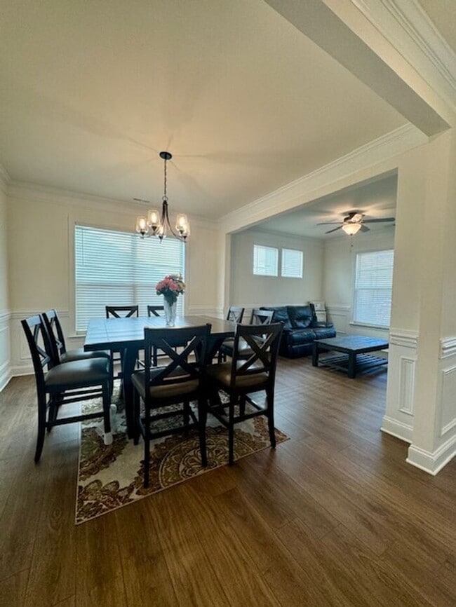 Photo - 5BR/4BA w/ Guest Suite + Loft in Hampton Woods