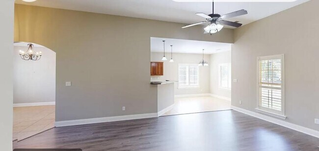 Photo - 763 Fairway Pointe Cove W