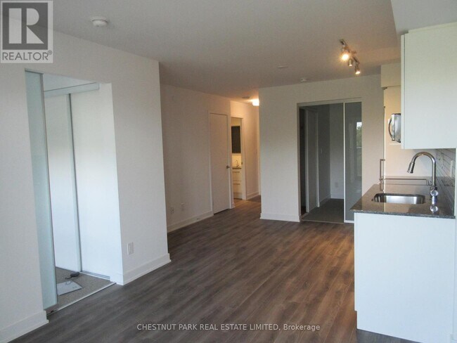 Photo - 160 Flemington Rd Unit 411