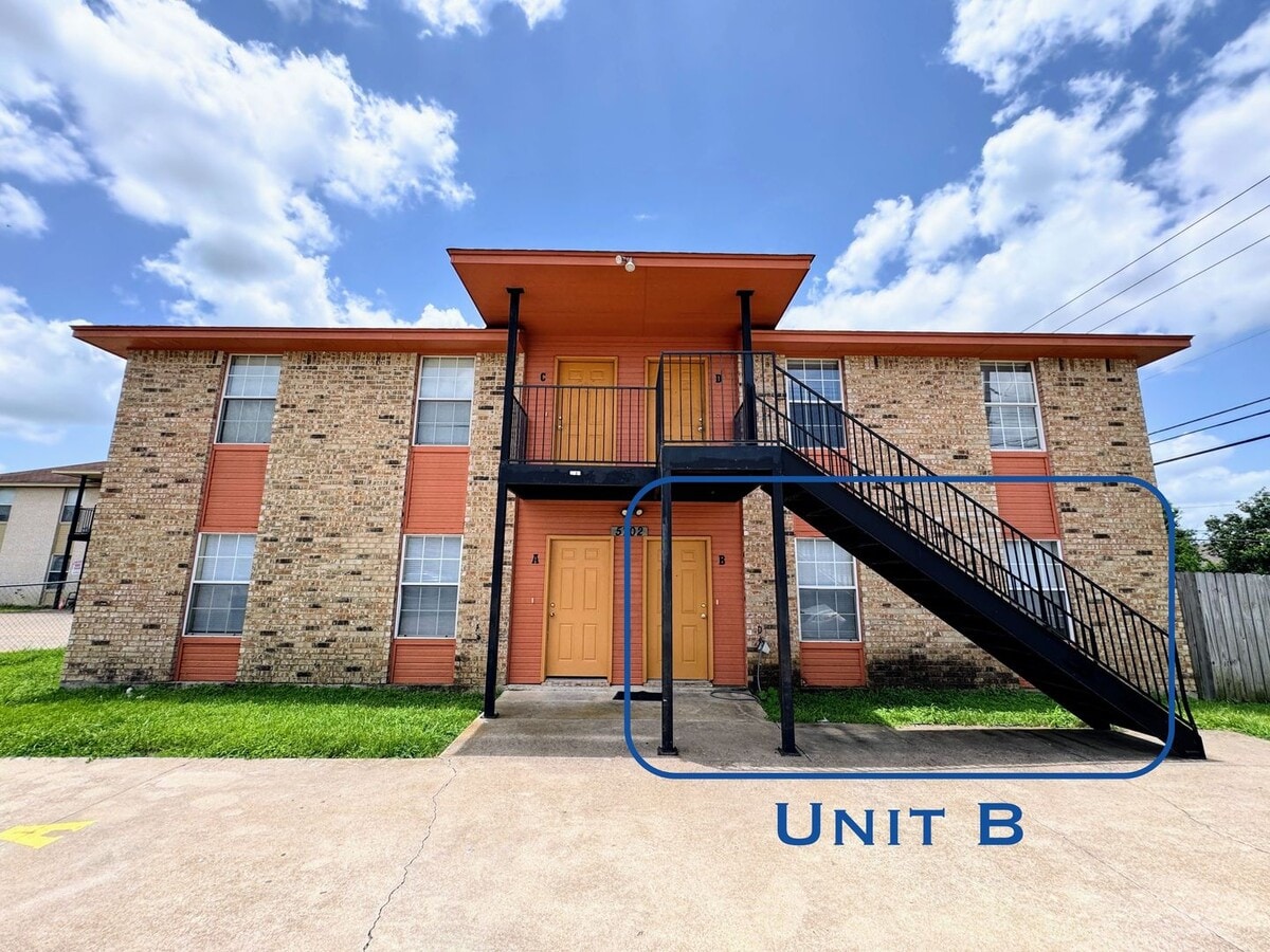 Photo - 5702 Greengate Dr Unit B