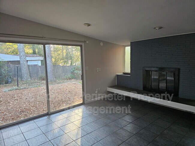 Photo - 3174 Laventure Dr