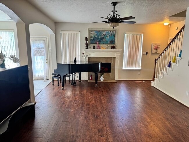 Photo - 3706 Heritage Colony Dr