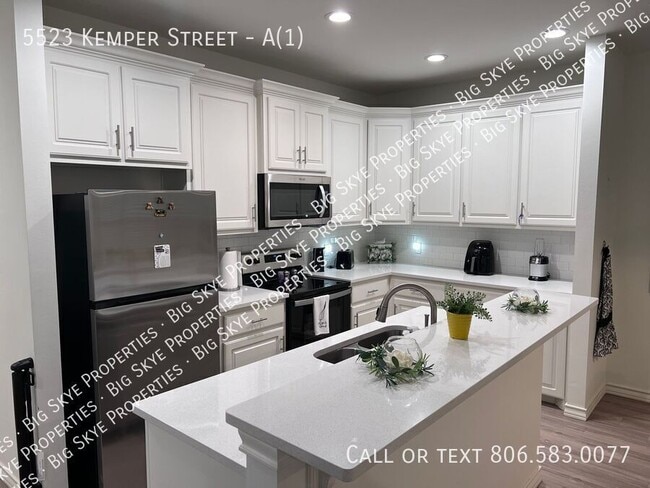 Building Photo - 5523 Kemper St Unit A(1)