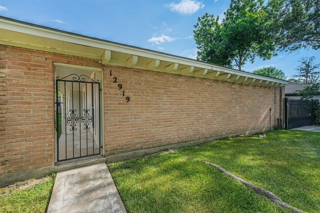 Photo - 12919 Westella Dr