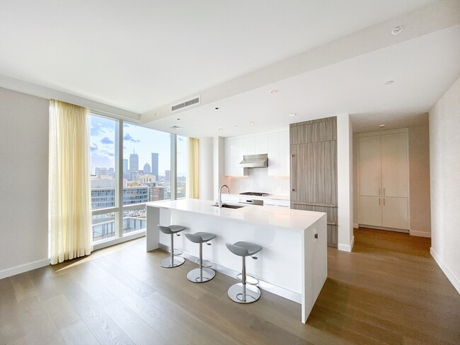 Photo - 188 Brookline Ave Unidad 19K