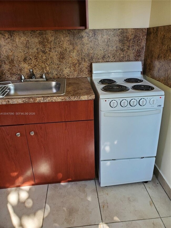 Photo - 13770 NE 20th Pl Unidad 03