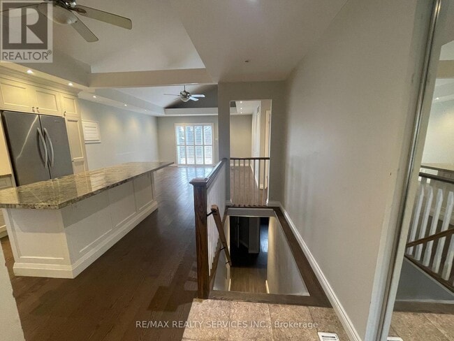 Photo - 109 River Rd