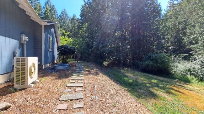 Photo - 3 Bedroom 2 Bath Home in Seabeck