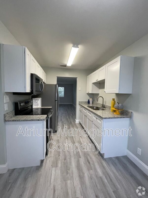 Building Photo - 4525 Barna Ave Unit F Rental