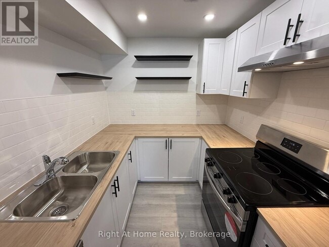 Photo - 237 Benninger Dr