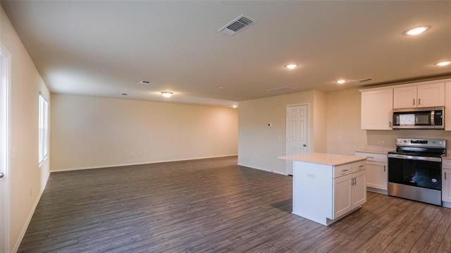 Photo - 472 Lake Erie Dr