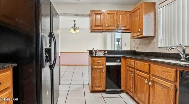 Photo - 833 W Pierson Dr