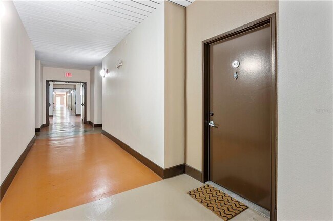 Photo - 2411 W Horatio St Unit 522
