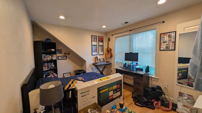 Photo - Spacious Townhouse: 4-bed, 3.5 bath unit in Brighton with Garage Parking